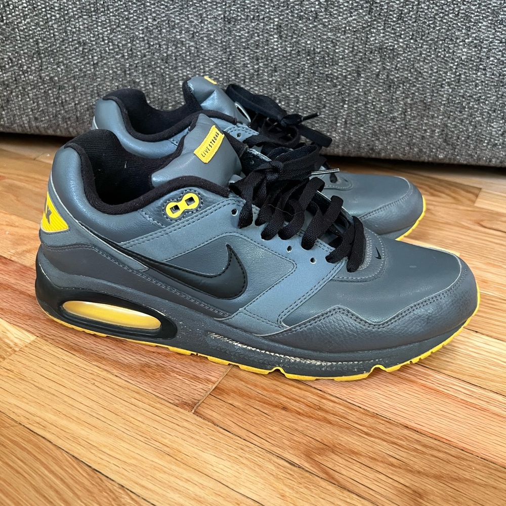 NIKE AIR MAX LIVESTRONG GREY ATHLETIC SHOES SIZE 12 MENS
